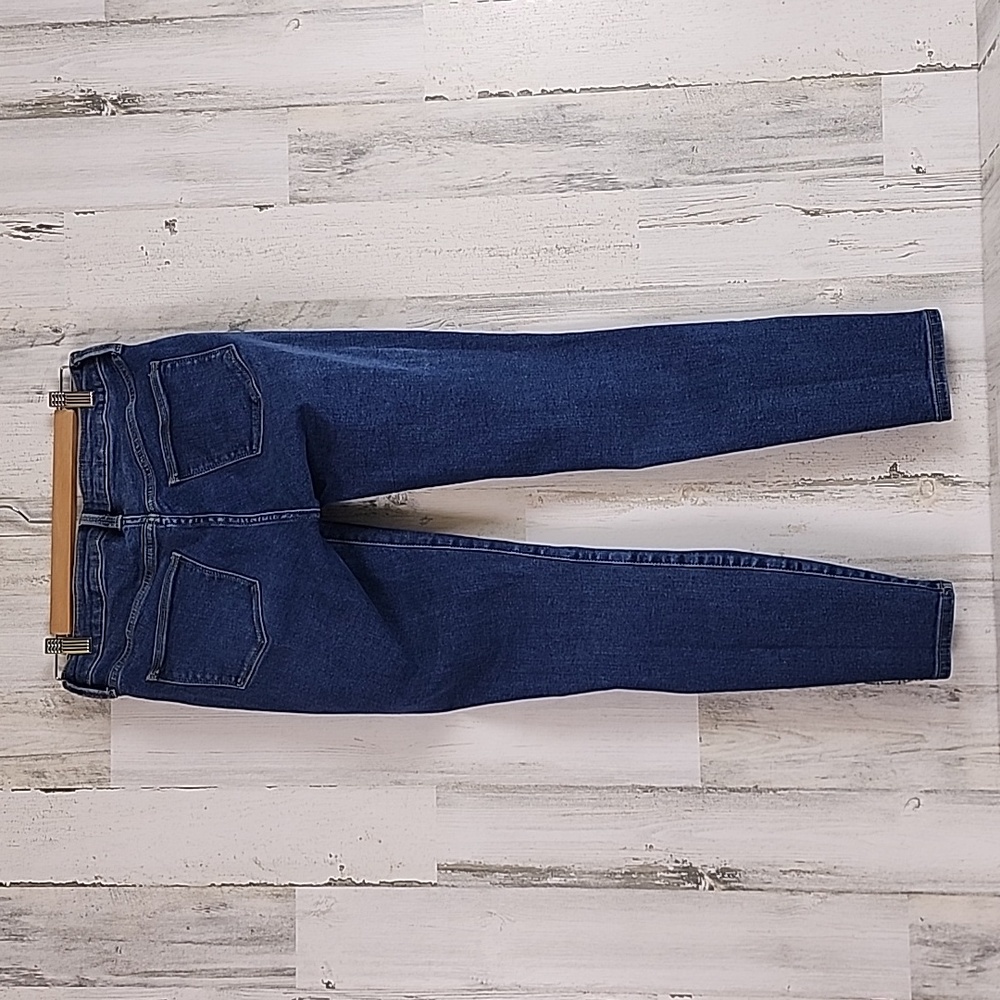 Universal Thread curvy skinny dark wash denim blue jeans Size 6 28R - Picture 4 of 7